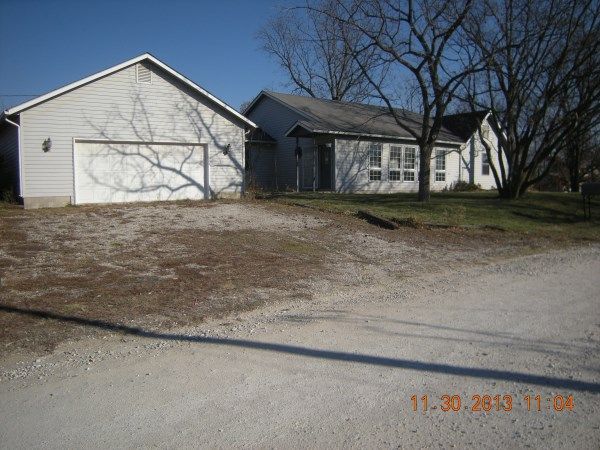 1373 Cr 1210, Moberly, MO 65270