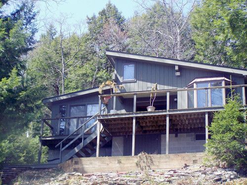 1860 West Lake Road, Poultney, VT 05764