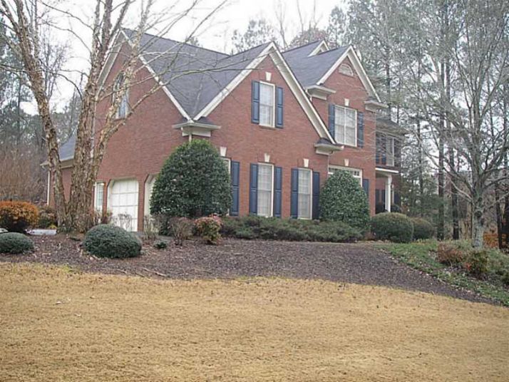 2590 Hidden Wood Lane, Lawrenceville, GA 30043