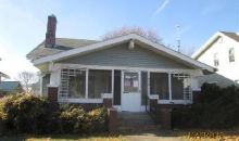 208 Zook St Topeka, IN 46571