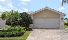 7574 Rozzini Ln Naples, FL 34114