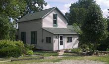 202 E Arthur St Pierceton, IN 46562