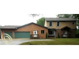 1145 Esther LN, Milford, MI 48380