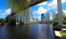 690 SW 1 CT # 1013 Miami, FL 33130