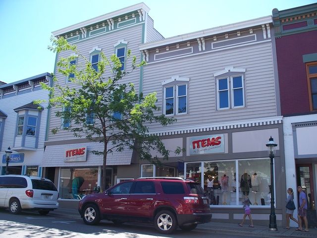 316/318 E Lake Street, Petoskey, MI 49770