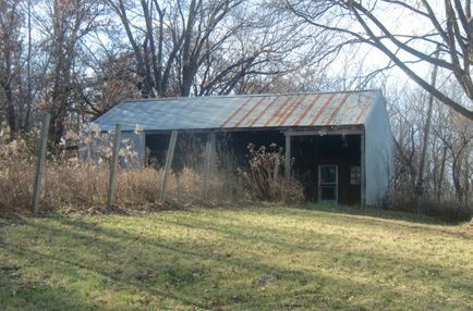 700 Lakonta Oak St, Eddyville, IA 52553