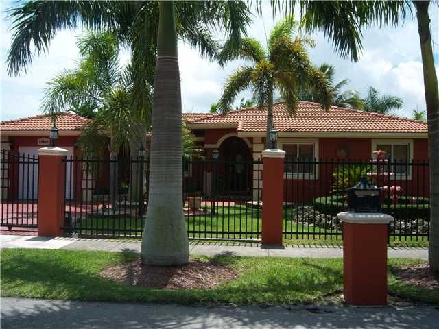 12484 SW 220 ST, Miami, FL 33170