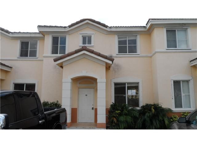 7341 NW 174 TE # 102, Hialeah, FL 33015