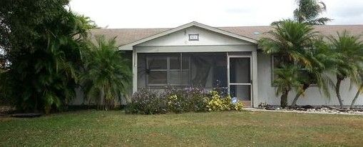 471 Se Fairchild Ave, Port Saint Lucie, FL 34984