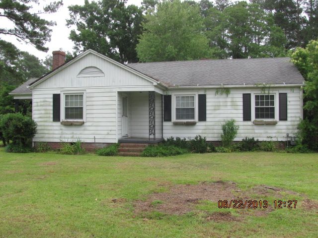 1010 Highland Avenue, Kinston, NC 28501