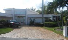 6201 ROYAL POINCIANA LN Fort Lauderdale, FL 33319