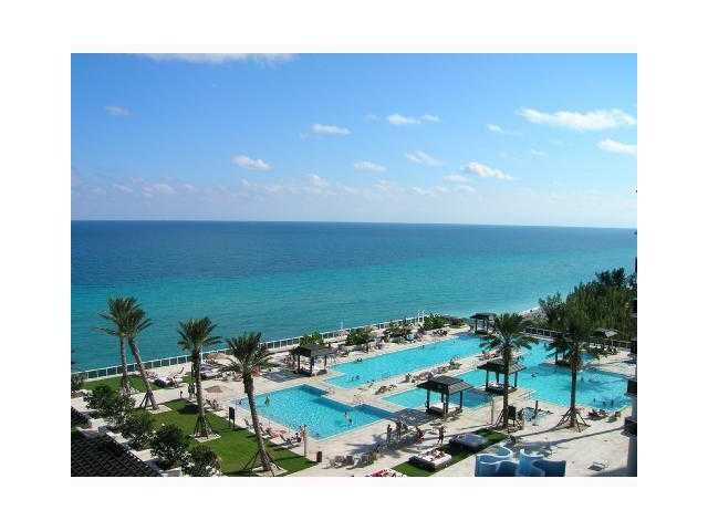 1800 S OCEAN DR # 3208, Hallandale, FL 33009