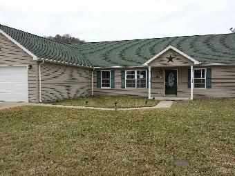 2 Whirlaway Dr, Evans, WV 25241