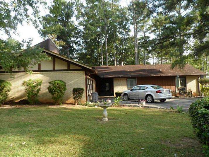 5520 Morning Creek Circle, Atlanta, GA 30349