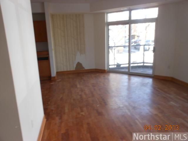 1800 Clinton Ave Apt 103, Minneapolis, MN 55404