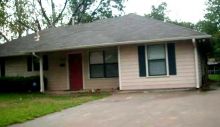 105 Leslie St Bonham, TX 75418