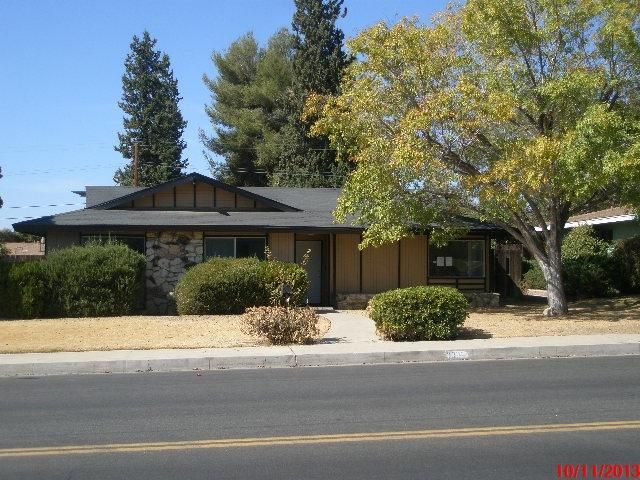 3006 Wenatchee Ave, Bakersfield, CA 93306