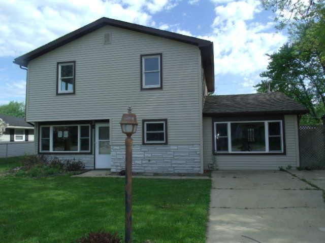 562 W Stanton Lane, Crete, IL 60417