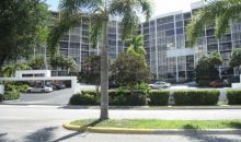 400 LESLIE DR # 917 Hallandale, FL 33009