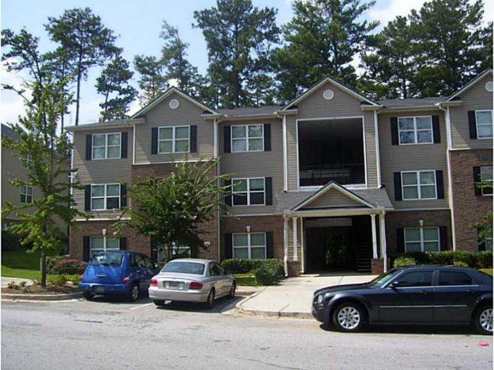 Unit 201 - 8201 Farmington Ridge Circle, Lithonia, GA 30038