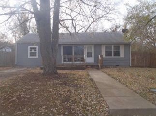 701 SE 34th St, Topeka, KS 66605