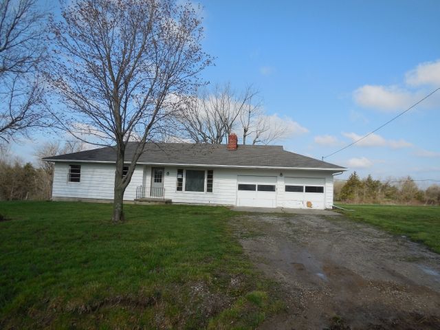 68 N 1501 St, Holden, MO 64040