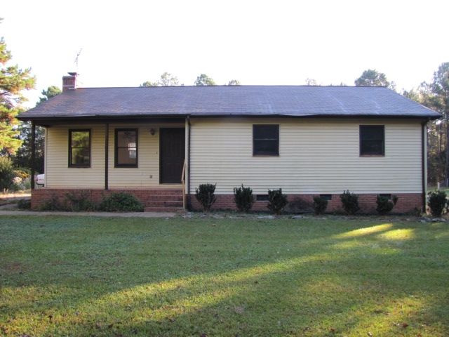 875 Chumley Rd, Woodruff, SC 29388