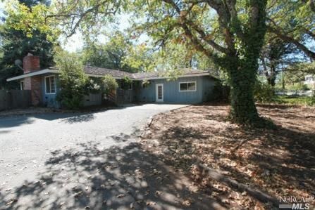 320 White Cottage North Rd, Angwin, CA 94508