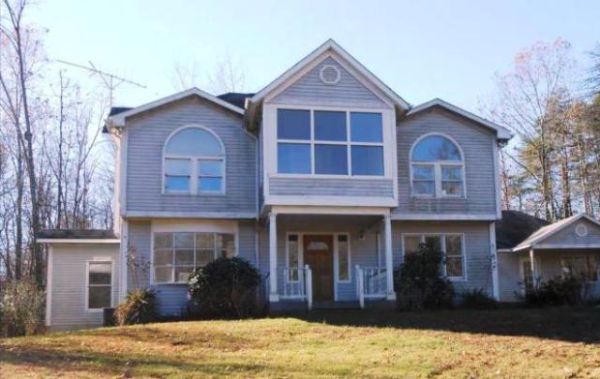 3037 Jefferson Woods Ln, Amissville, VA 20106