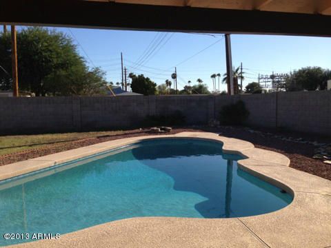 3943 W HARMONT Drive, Phoenix, AZ 85051