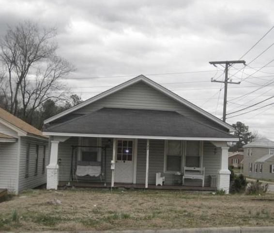 84 Hamilton St, Roanoke Rapids, NC 27870