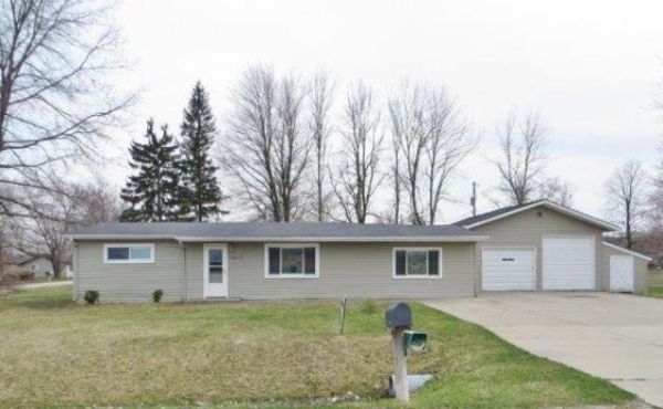 4615 9th St, Smiths Creek, MI 48074