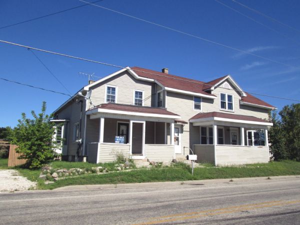 166 Main St, Sullivan, WI 53178