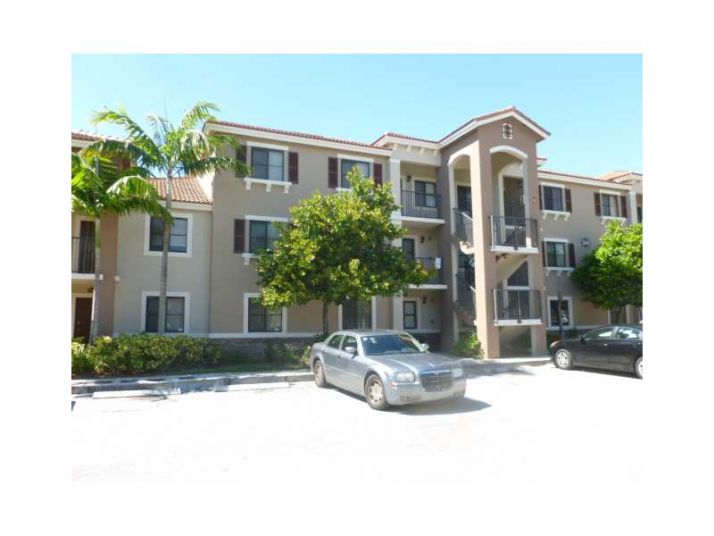 22841 SW 88 PL # 103, Miami, FL 33190