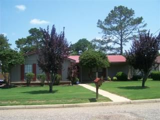 103 Foxhill Drive, Enterprise, AL 36330