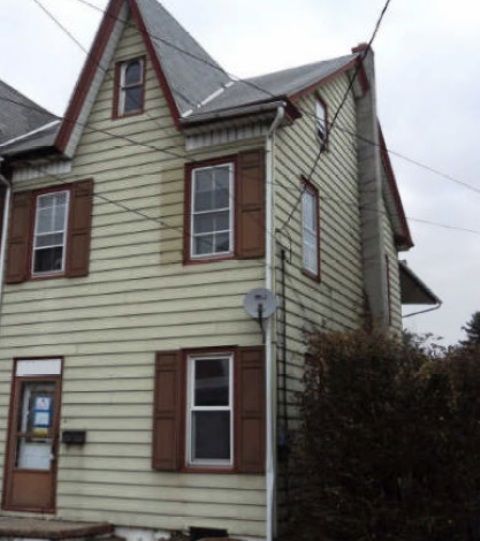 127 S Richmond St, Fleetwood, PA 19522