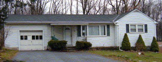 3 Oak St, Mount Pocono, PA 18344