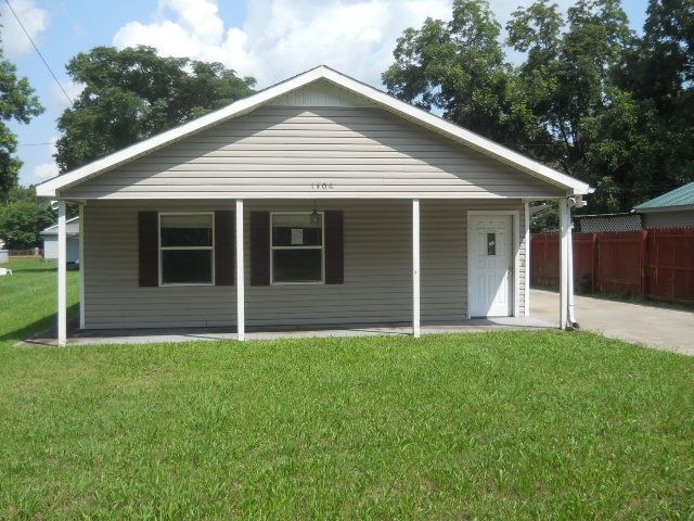 1406 Jackson Ave, Gadsden, AL 35904