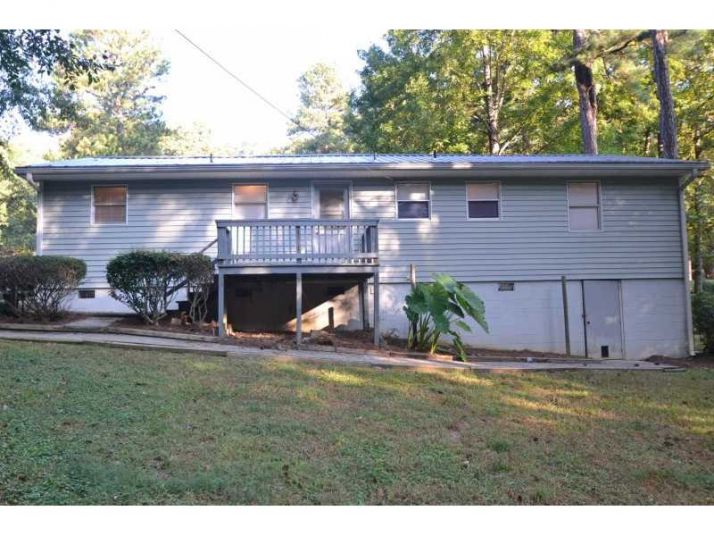 220 Pinehurst Drive, Stockbridge, GA 30281