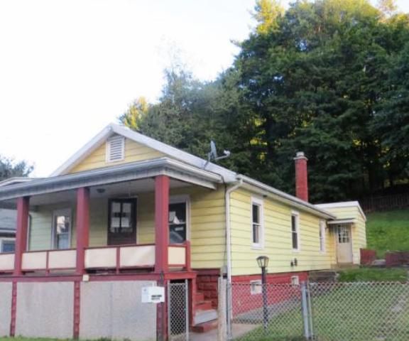 1411 E Norwegian St, Pottsville, PA 17901