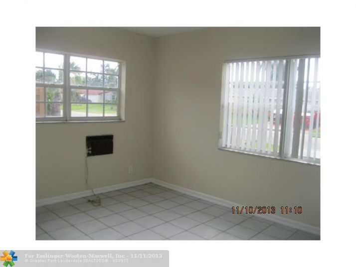 6961 SCOTT ST, Hollywood, FL 33024