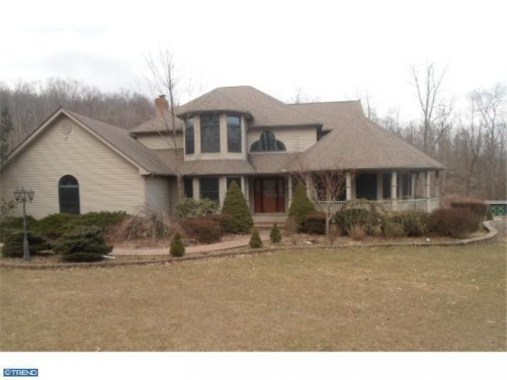 7461 Stein Rd, Zionsville, PA 18092