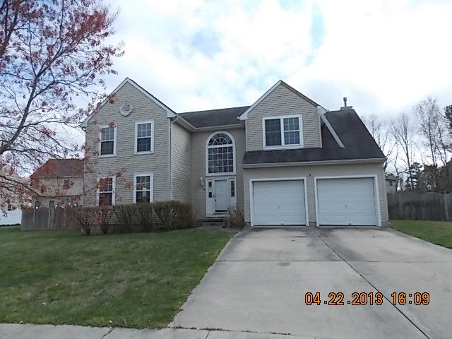 102 Horseshoe Ct, Egg Harbor Township, NJ 08234