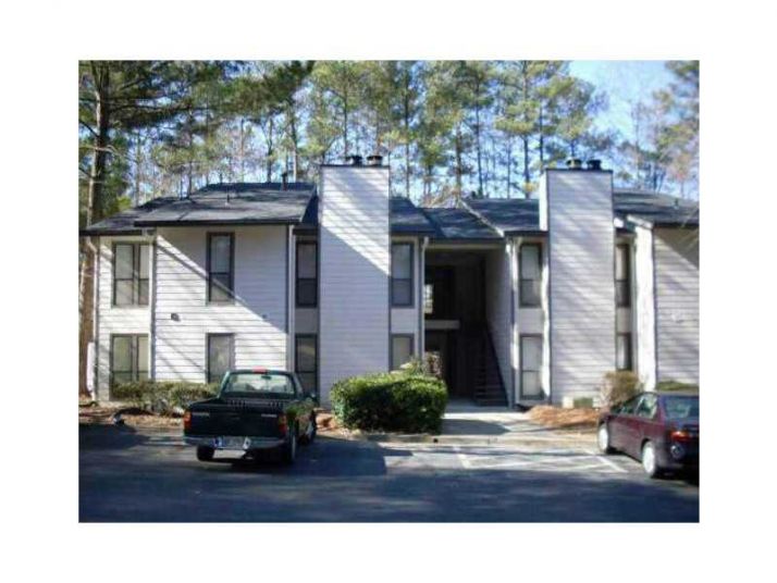 Unit 5f - 9400 Roberts Drive, Atlanta, GA 30350