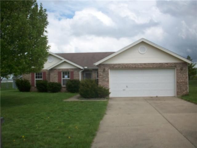 360 Ridgeview Ln, Monroe, OH 45050