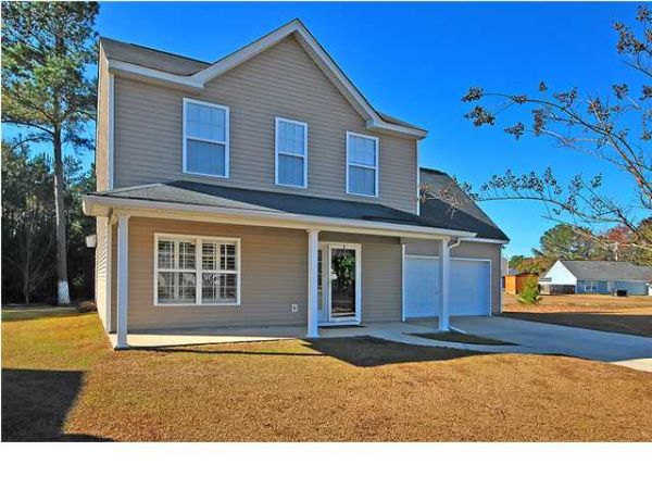 419 EAGLESTON DR, Moncks Corner, SC 29461