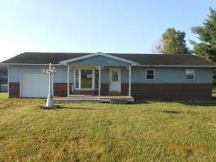 170 Boone Ln, Mitchell, IN 47446