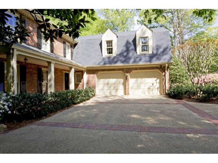 1874 Castleway Lane, Atlanta, GA 30345