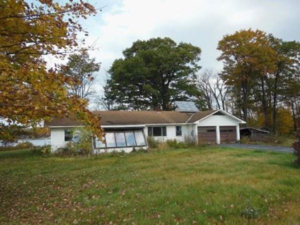 218 Algonquin Dr, Vergennes, VT 05491