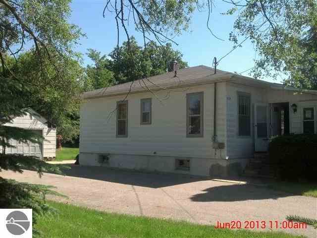 3134 W Beal City Rd, Weidman, MI 48893